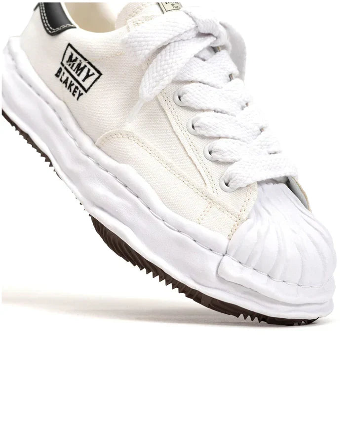 "Maison" White MMY Shoes