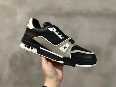 Black and gray Trainer Sneaker